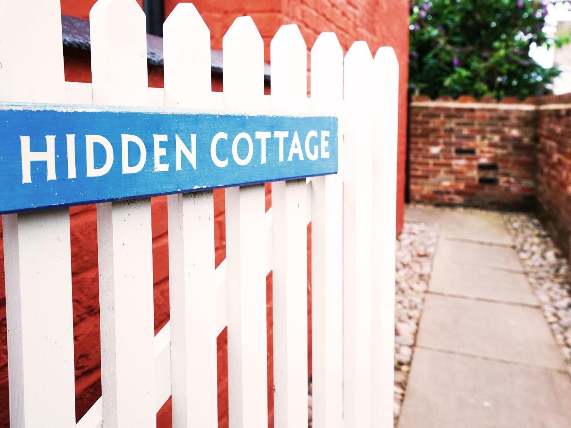 Hidden Cottage By The Suffolk Cottage Collection Aldeburgh Exterior foto